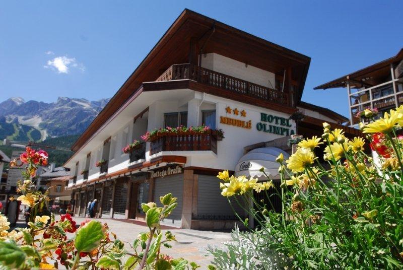 Hotel Olimpia Cortina d'Ampezzo Ngoại thất bức ảnh