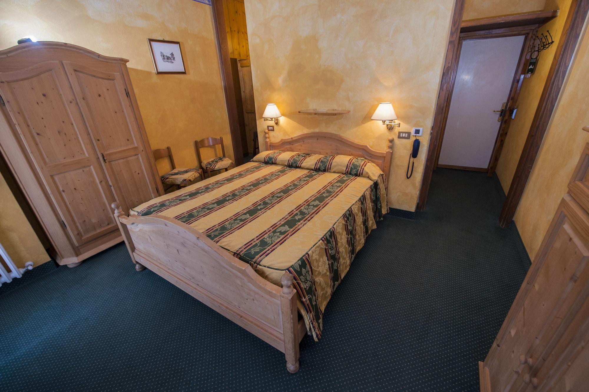 Hotel Olimpia Cortina d'Ampezzo Ngoại thất bức ảnh