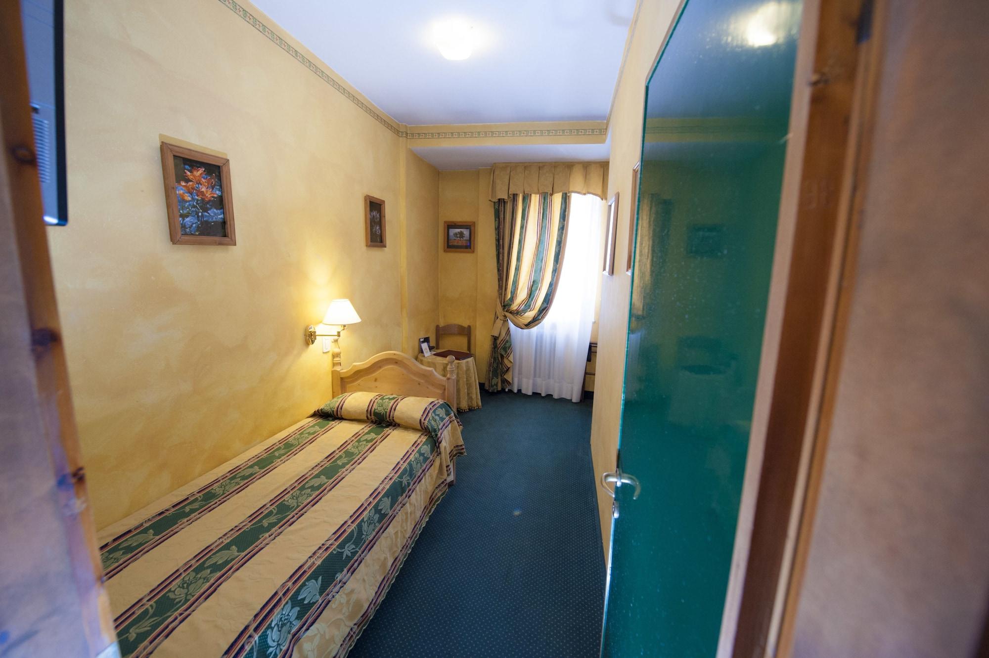 Hotel Olimpia Cortina d'Ampezzo Ngoại thất bức ảnh