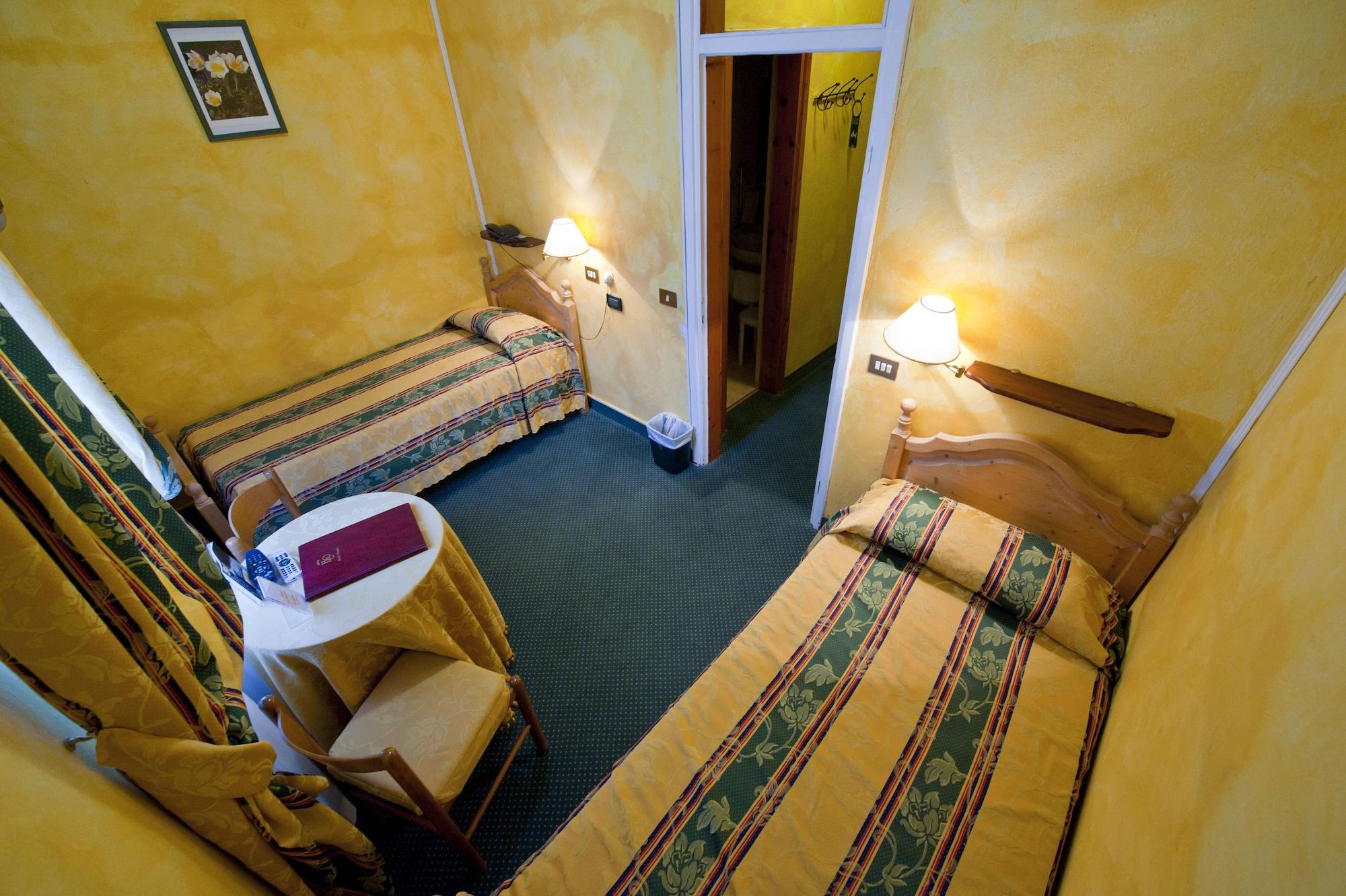 Hotel Olimpia Cortina d'Ampezzo Ngoại thất bức ảnh