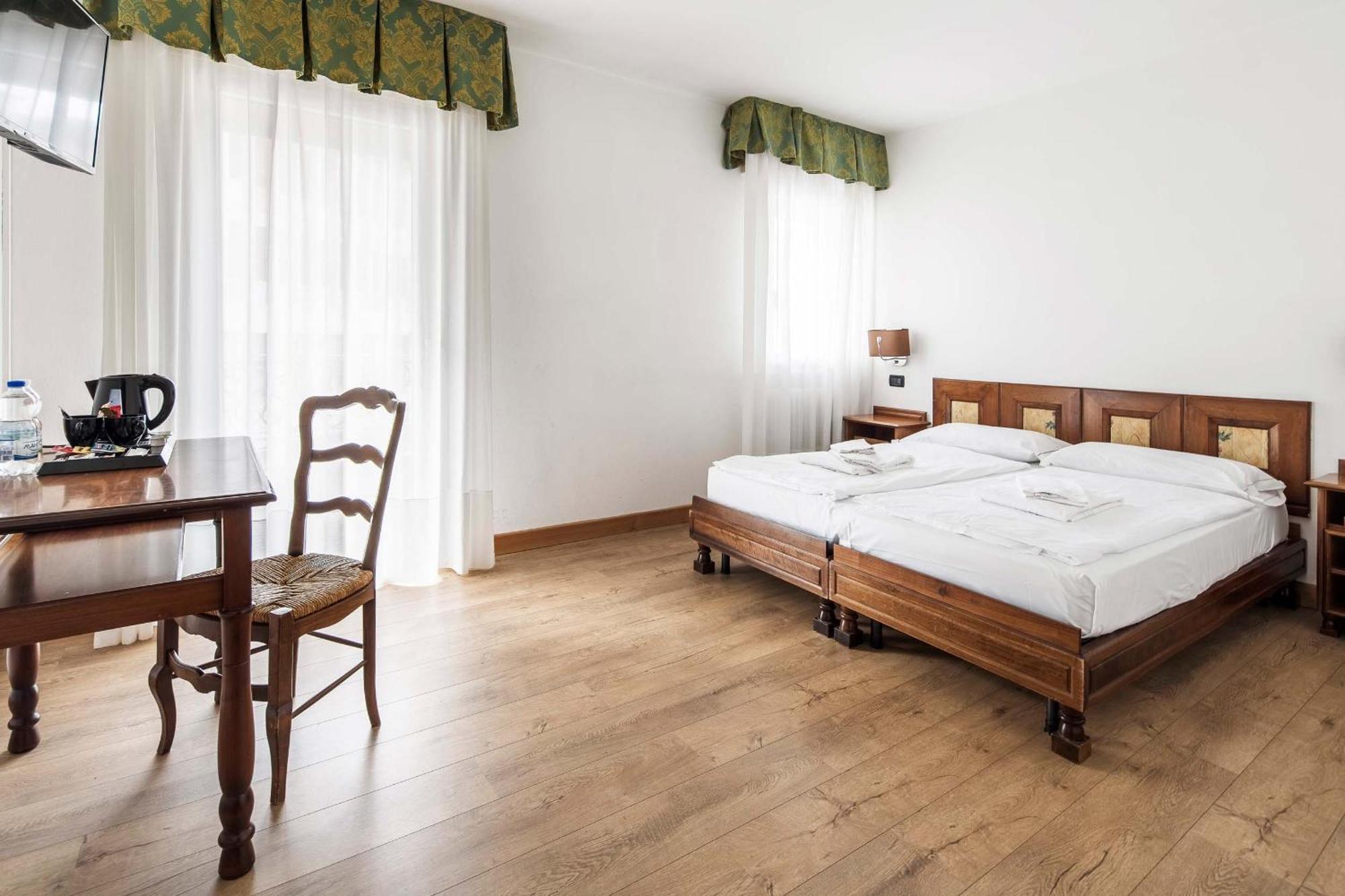 Hotel Olimpia Cortina d'Ampezzo Ngoại thất bức ảnh