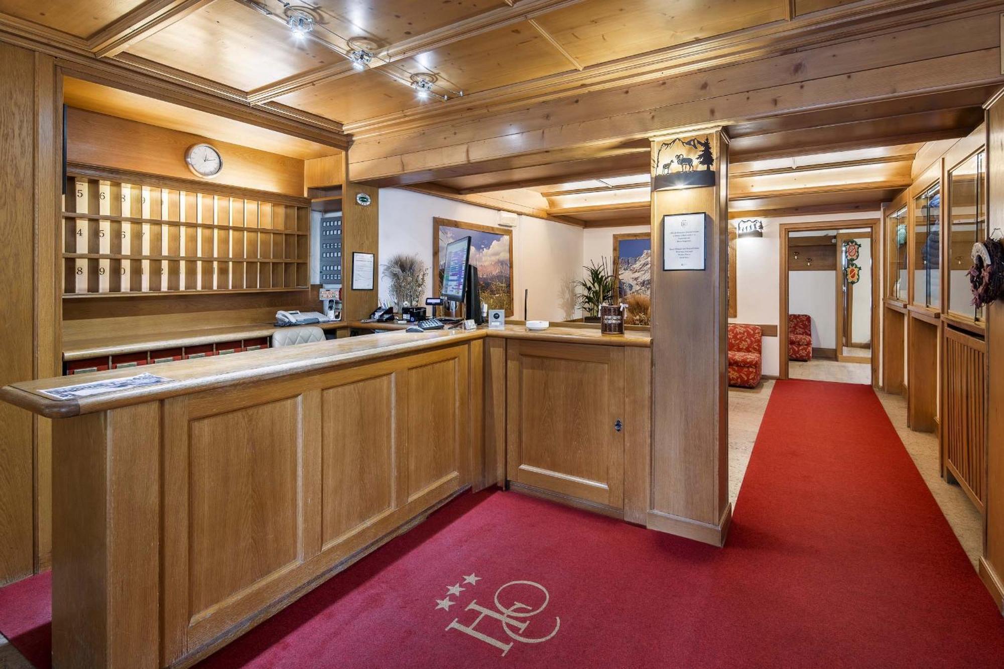 Hotel Olimpia Cortina d'Ampezzo Ngoại thất bức ảnh