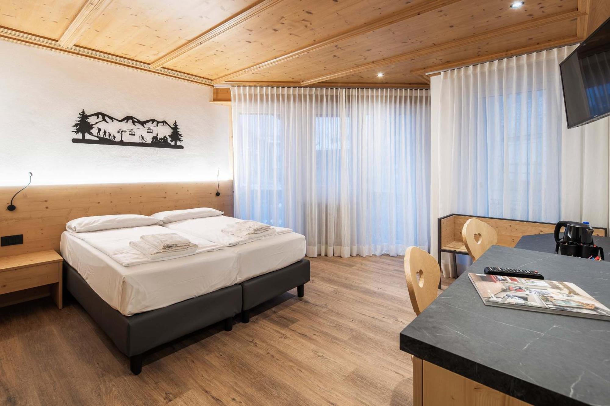 Hotel Olimpia Cortina d'Ampezzo Ngoại thất bức ảnh