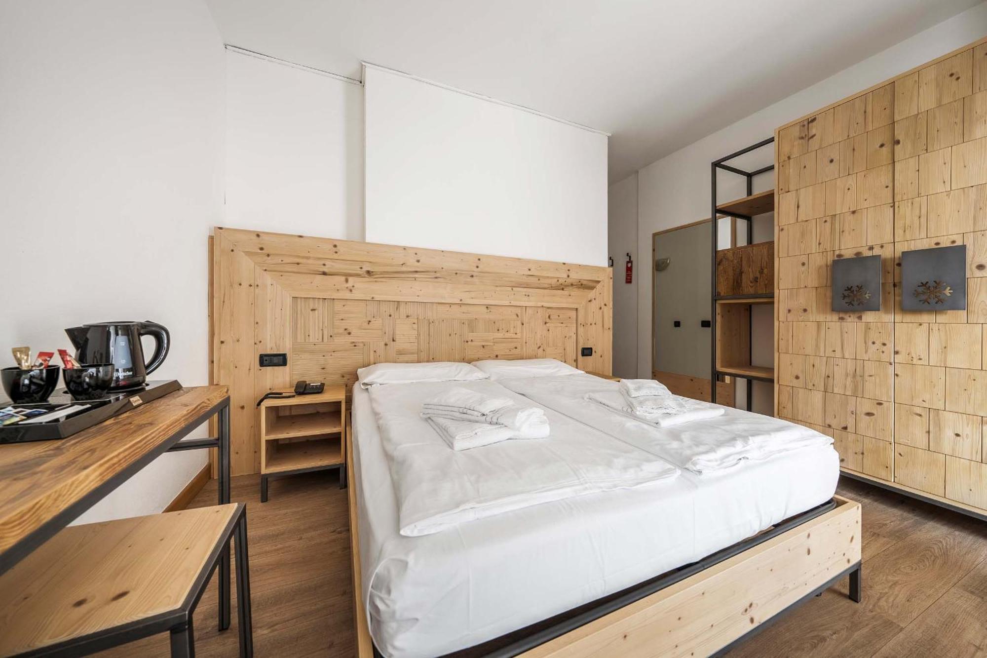 Hotel Olimpia Cortina d'Ampezzo Ngoại thất bức ảnh