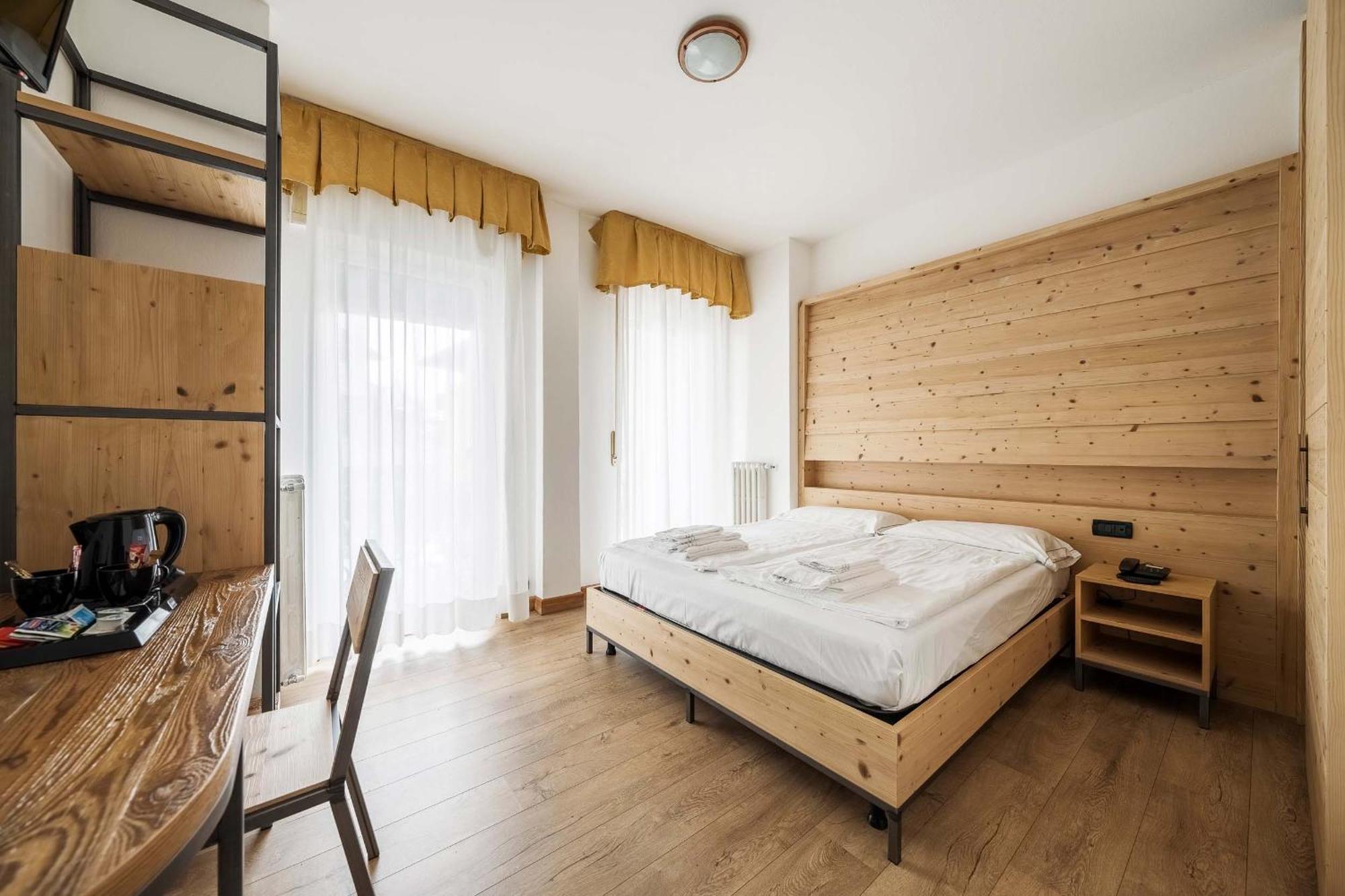 Hotel Olimpia Cortina d'Ampezzo Ngoại thất bức ảnh